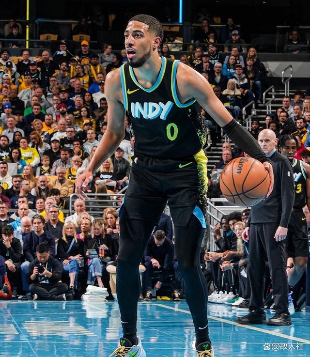 训练课后体能课后，巴西国家队再遭质疑备战NBA常规赛，赛场秩序良好，更衣室氛围转暖的简单介绍