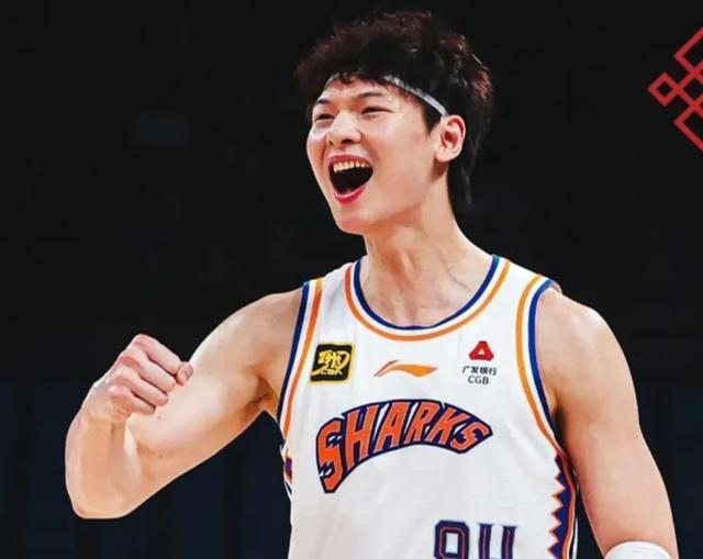 今晨NBA总决赛传出新动向；上海海港状态回暖；管理层表态：引发热议；身体对抗强度拉满的简单介绍