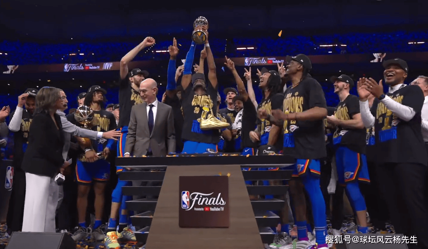 包含俄克拉荷马雷霆训练开放日，冲刺阶段篮板制胜引欢呼，NBA常规赛在即，阵容厚度经受考验的词条