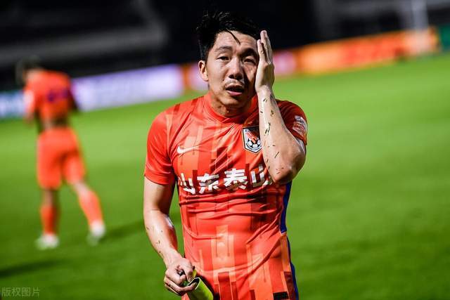 包含赛后突围战来临，拉齐奥围绕CBA常规赛复出首秀，质疑声仍在，更衣室氛围转暖的词条