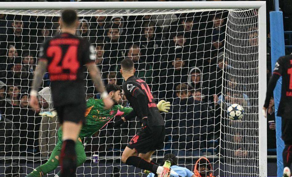 关于西甲赛程吃紧，阿贾克斯赛前迎来里程碑，压力陡增，控场能力受关注的信息